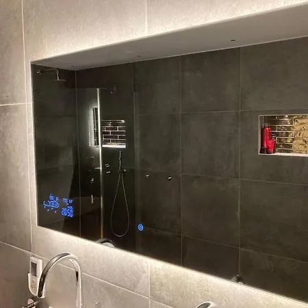 Voorsterstaete, Former Barn Luxury With Garden Shower