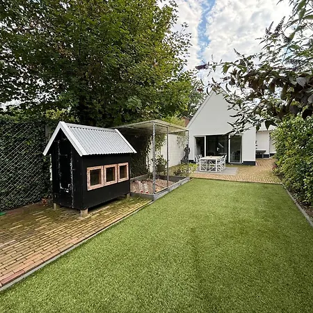 Voorsterstaete Former Barn, Including Jacuzzi *