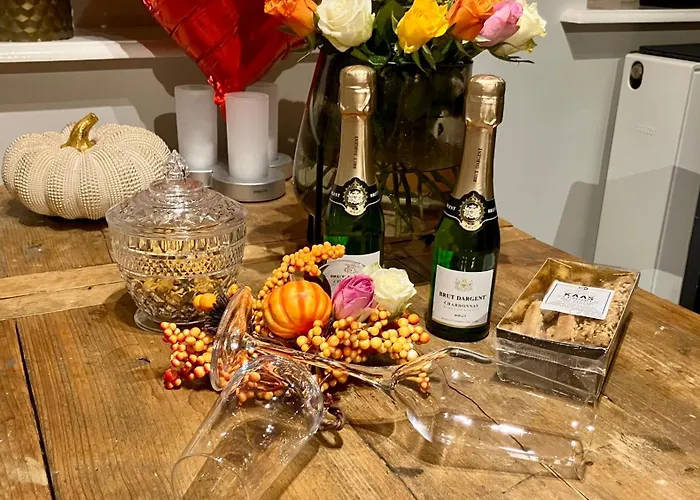 Voorsterstaete Former Barn, Including Jacuzzi Дом отдыха