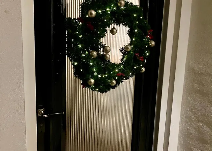 בית נופש Voorsterstaete Former Barn, Including Jacuzzi *