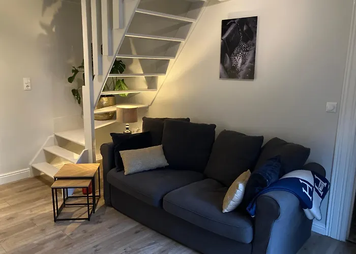 Voorsterstaete Former Barn, Including Jacuzzi בית נופש