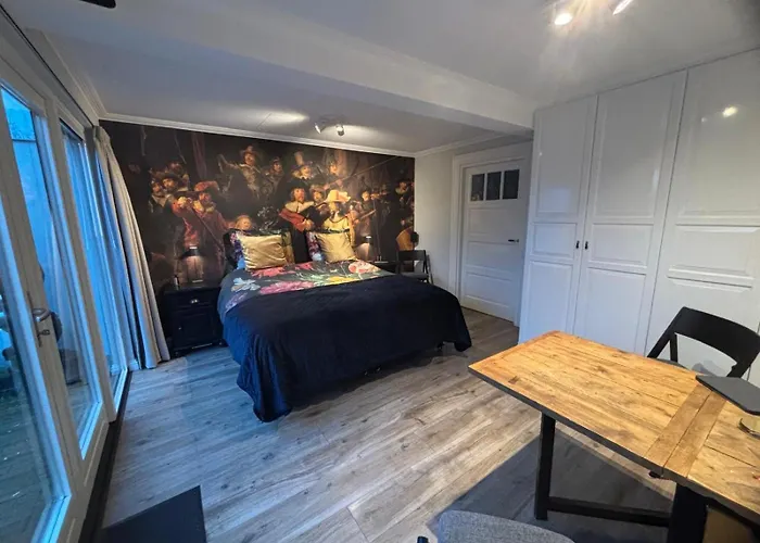 Casa vacanze Voorsterstaete Former Barn, Including Jacuzzi *